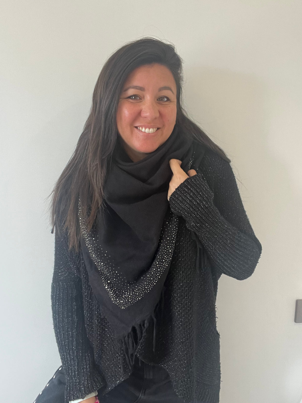 Foulard carré noir à strass et franges