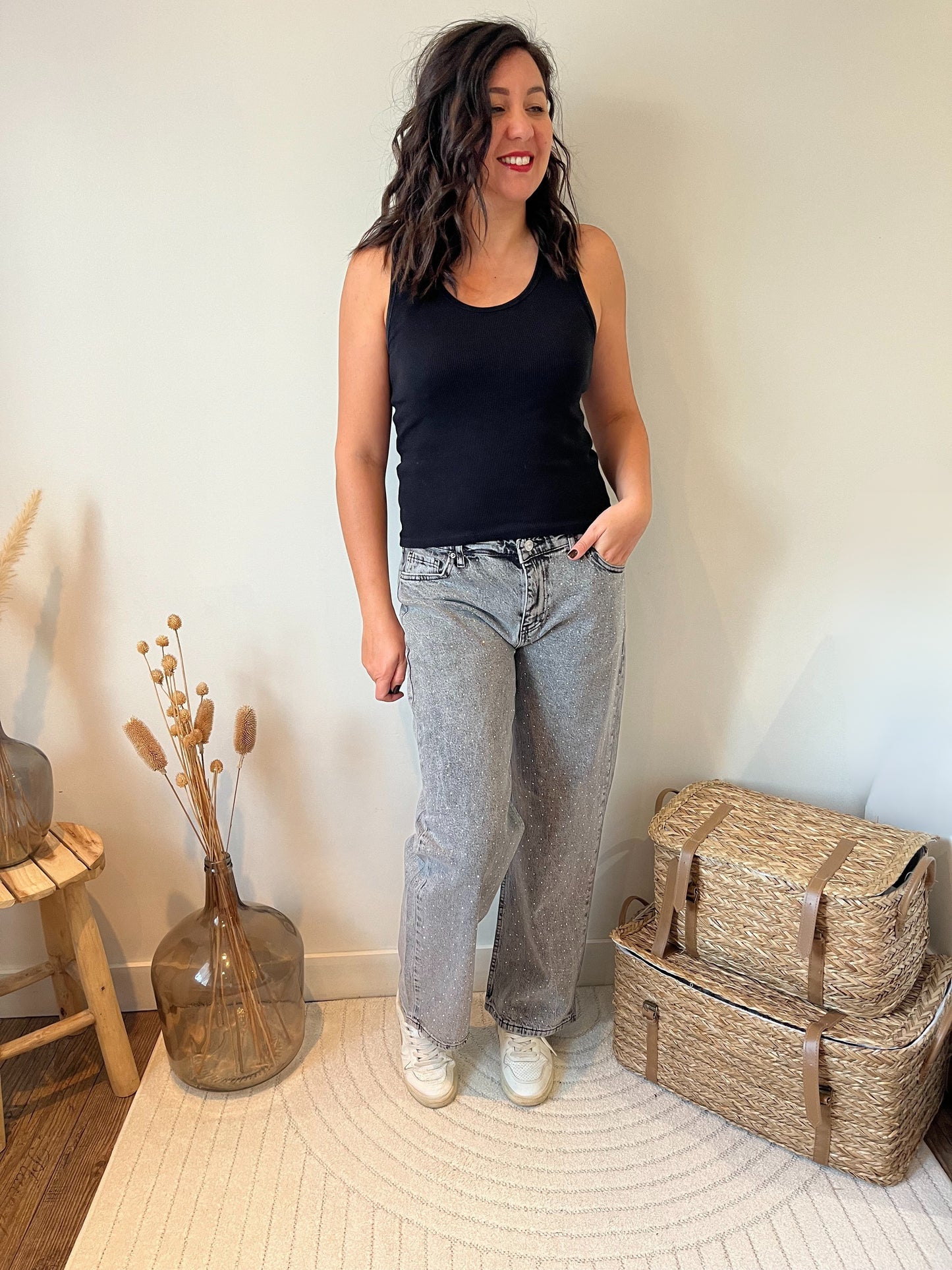 Jean "Alma" Wide Leg Gris – Détail Strass